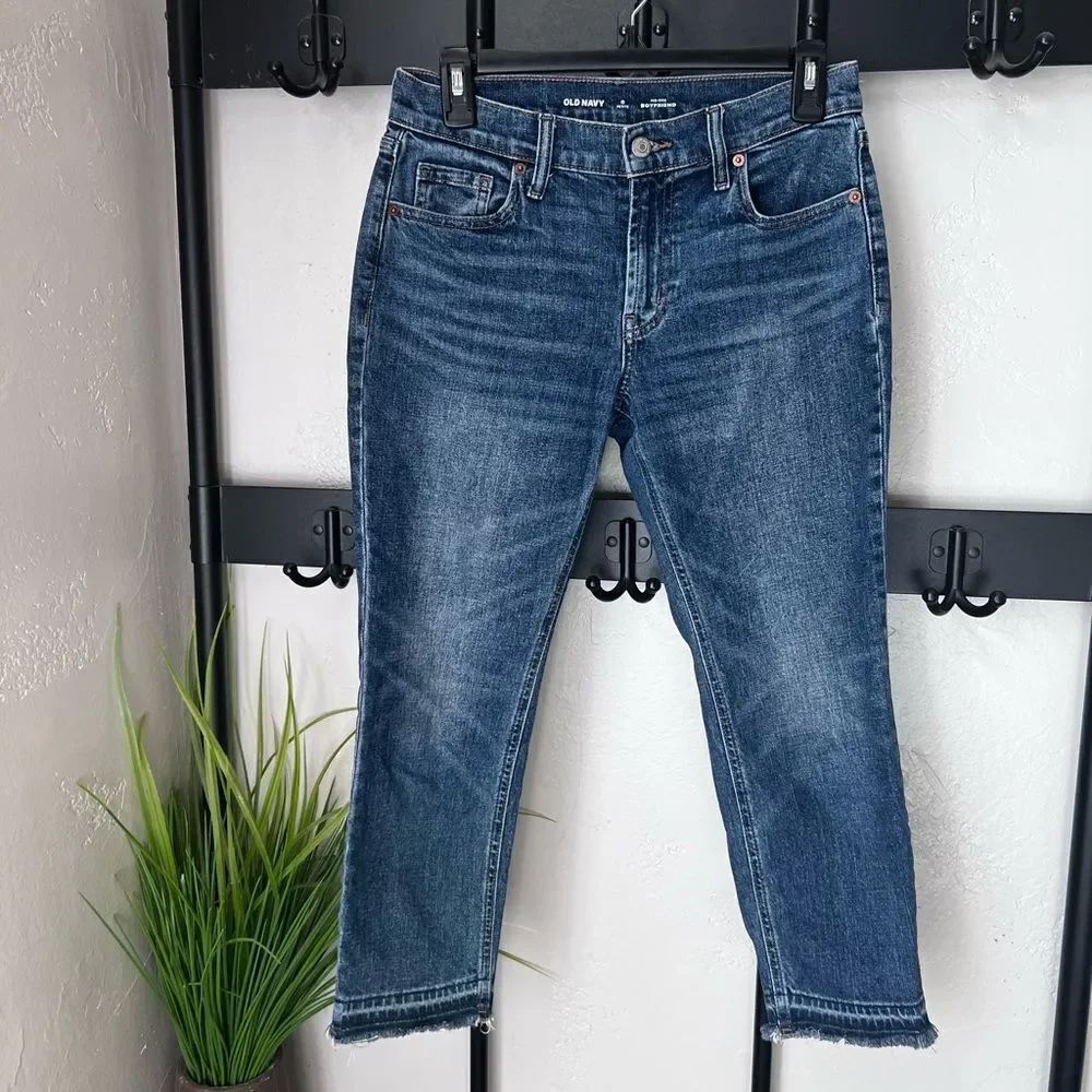 Old Navy Mid-rise boyfriend Capri Denim Jeans Size 0 Petite - Picture 7 of 14